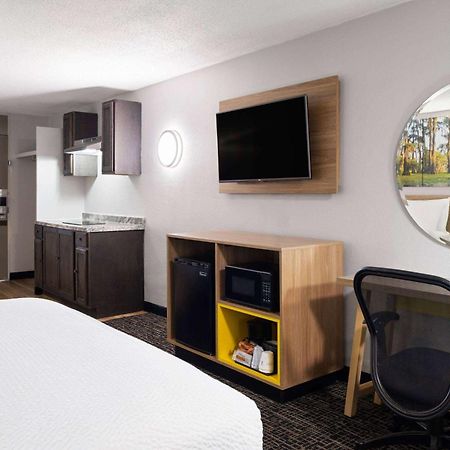 Days Inn By Wyndham Salisbury, Nc Eksteriør billede