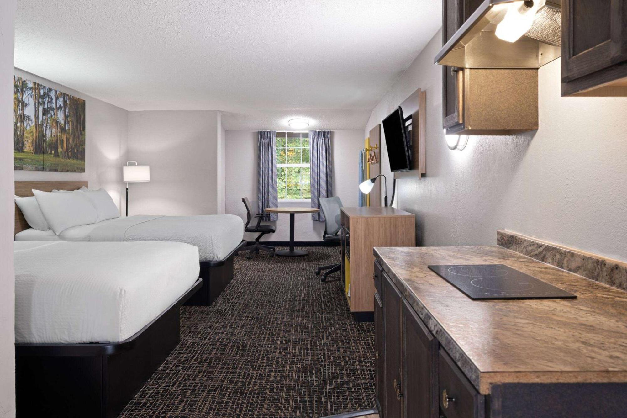 Days Inn By Wyndham Salisbury, Nc Eksteriør billede