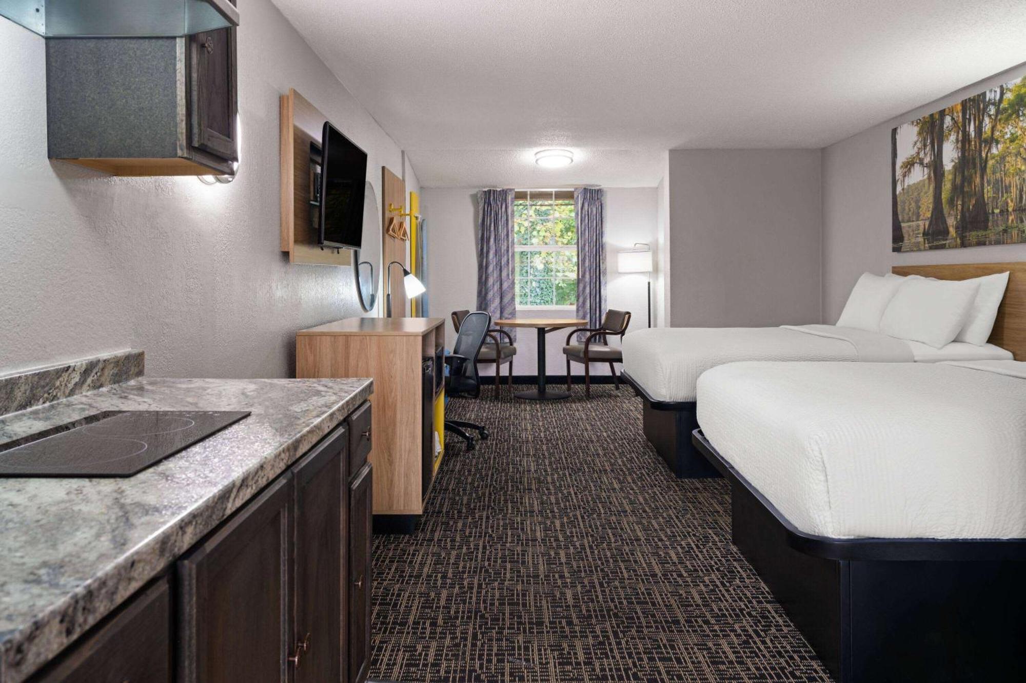 Days Inn By Wyndham Salisbury, Nc Eksteriør billede